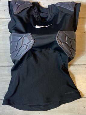 Nike Pro HyperStrong Football Men 4-Pad Top Black Size M